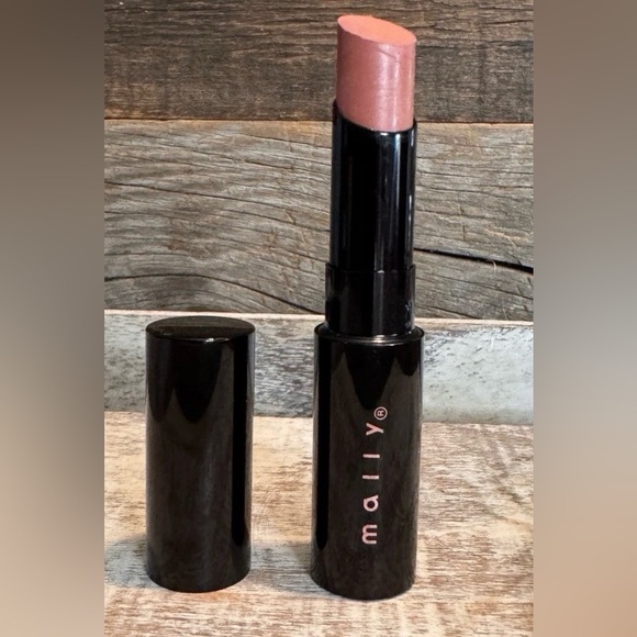 Mally Beauty Other - Mally Lipstick – Inspire Me in “Darling”